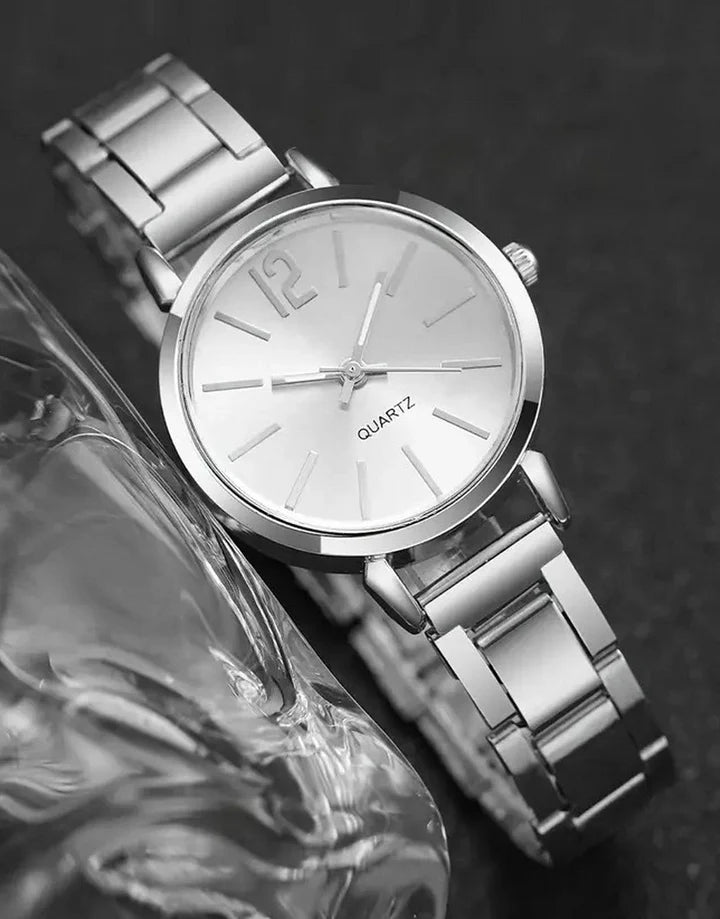 1Pc Simple Round Pointer Quartz Watch
