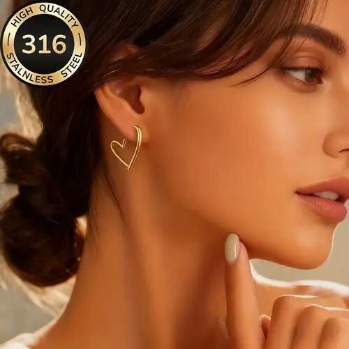 Chic Hollow Heart-Shaped Stud Earrings