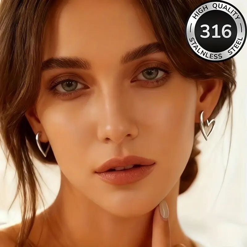 Chic Hollow Heart-Shaped Stud Earrings