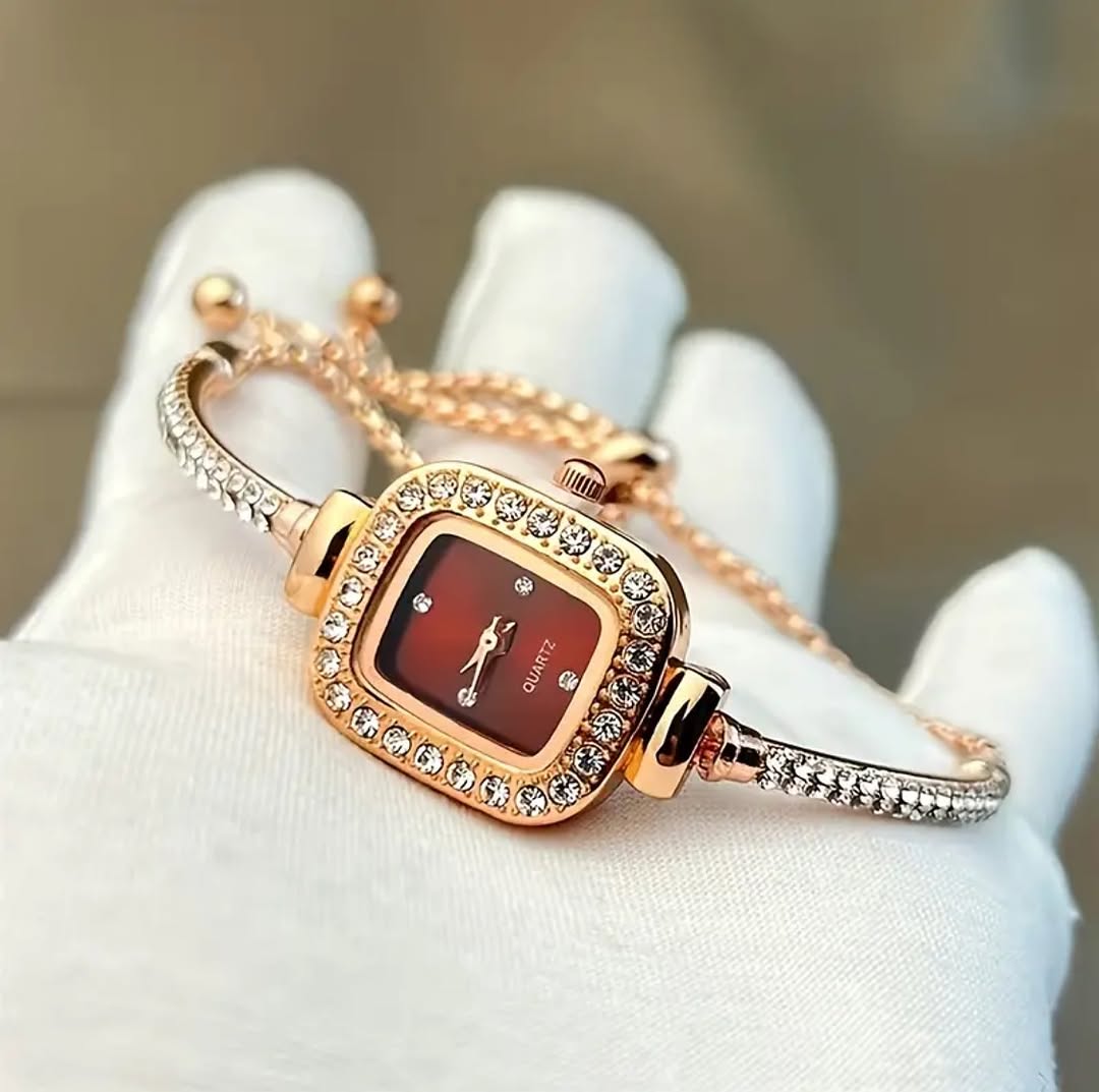 Elegant Square Quartz Watch